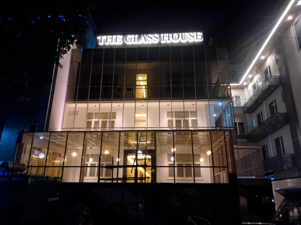 Hotel The Glass House Greater Noida Eksteriør billede
